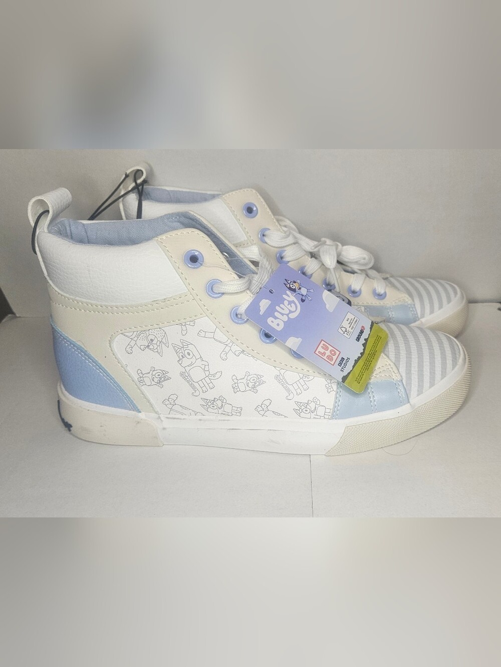 Ground Up Bluey High Top Sneakers Shoes Adult Size 6 New with Tag